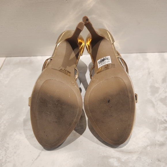 Gold platform sandals 7.5 - Picture 4 of 5